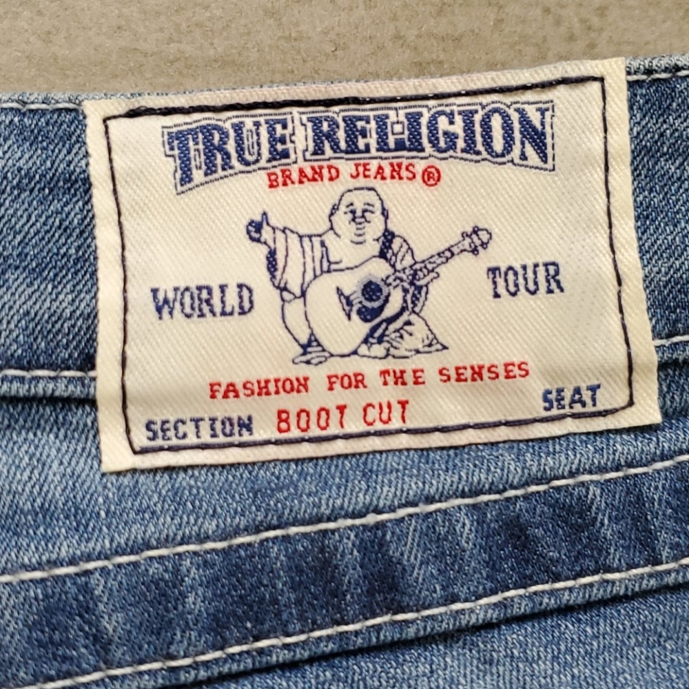 True Religion  Jean's With Rhinestones - Picture 7 of 7